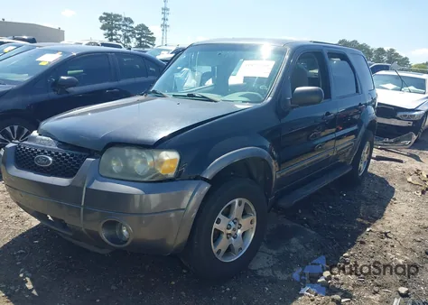 2005 Ford Escape Xlt z USA, uszkodzony, nr VIN 1FMYU03155KA69236